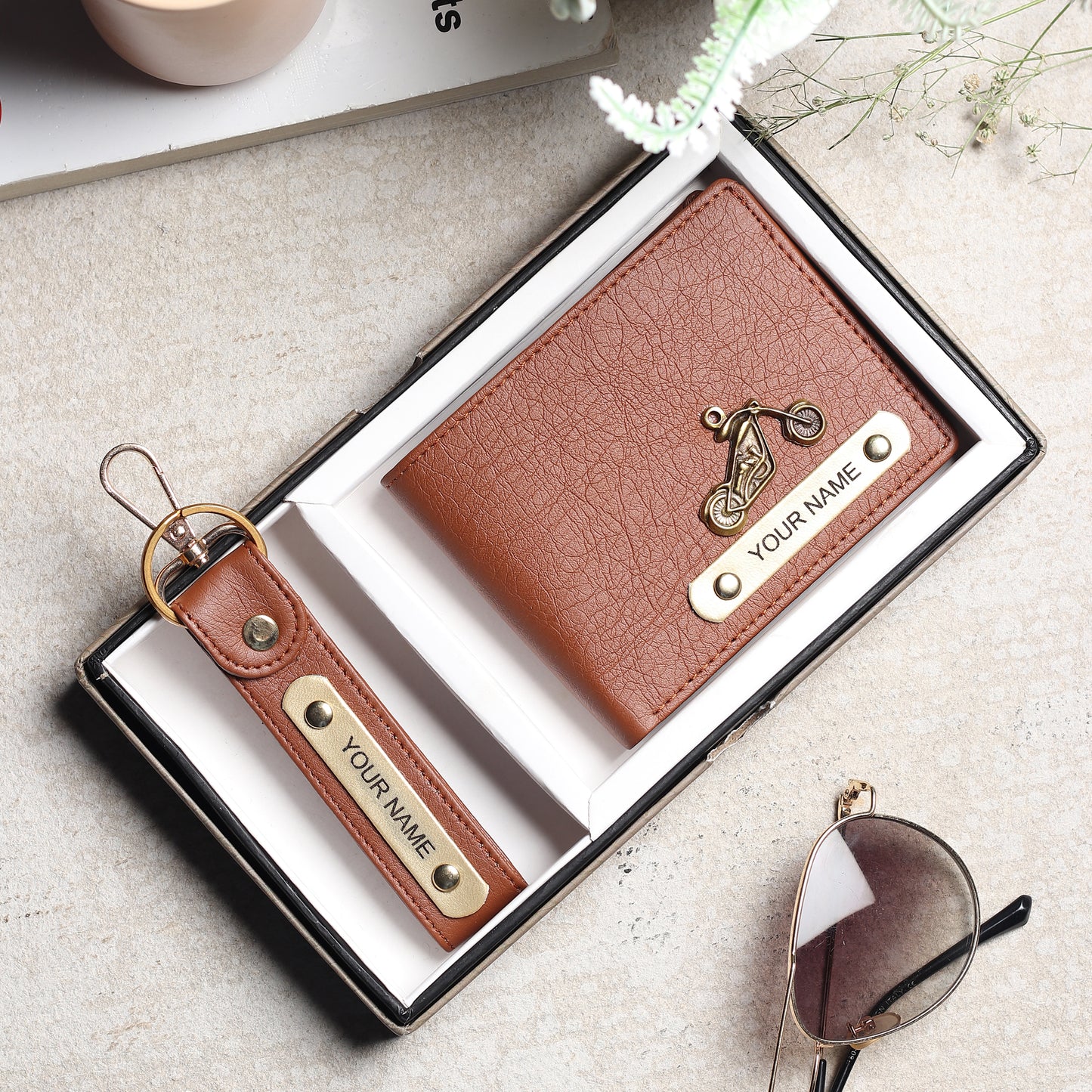 Combo Personalised Leather Wallet for Boyfriend, Handcrafted Engraved Billfold, Unique Anniversary Gift for Him with Personalised Keychain